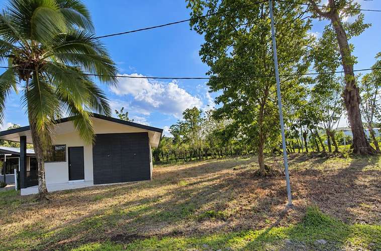 CASA NUEVA EN GUÁPILES | TERRENO DE 426 M² | 45 MILLONES - Imagen 2