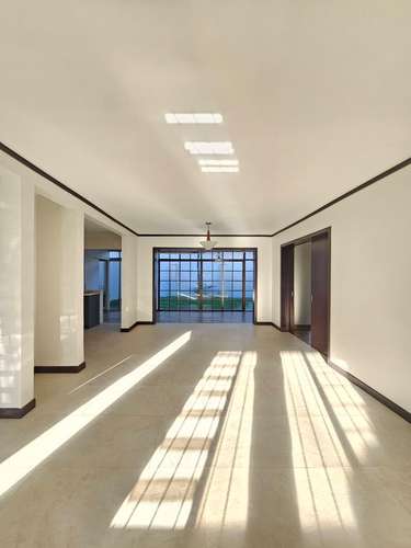 EN VENTA AMPLIA CASA - RESIDENCIAL EL PASO DE LAS GARZAS - BELEN