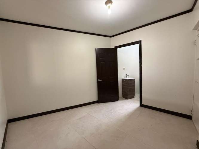 EN VENTA AMPLIA CASA - RESIDENCIAL EL PASO DE LAS GARZAS - BELEN