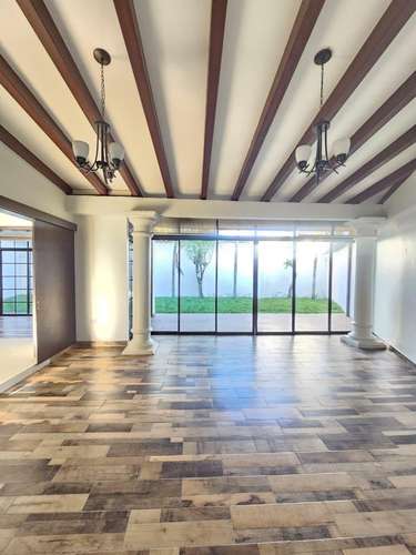 EN VENTA AMPLIA CASA - RESIDENCIAL EL PASO DE LAS GARZAS - BELEN