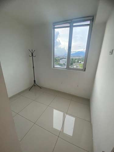Alquiler de apartamento semiamueblado - Imagen 8