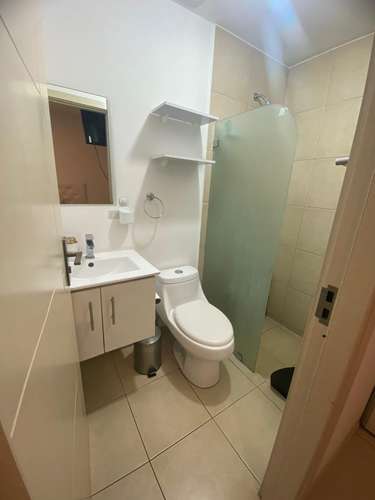 Alquiler de apartamento semiamueblado - Imagen 7