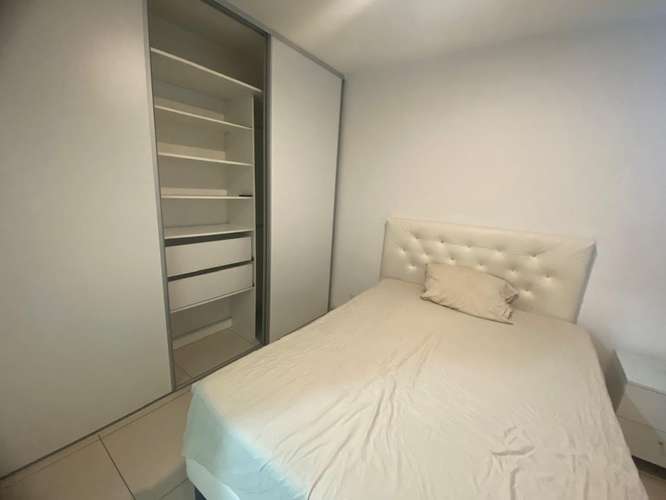 Alquiler de apartamento semiamueblado - Imagen 6
