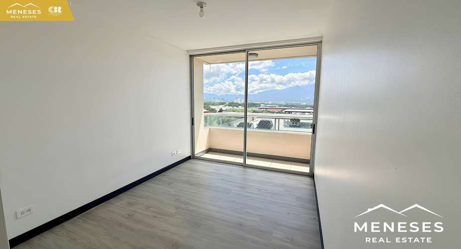 Venta Apartamento en Condominio Bellavista, Ulloa Heredia: 2 dormitorios, balcón y vistas a las montañas - Imagen 6