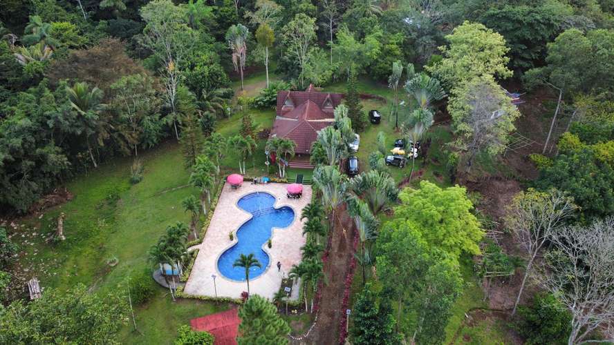 Se vende Finca en La Virgen de Sarapiqui
