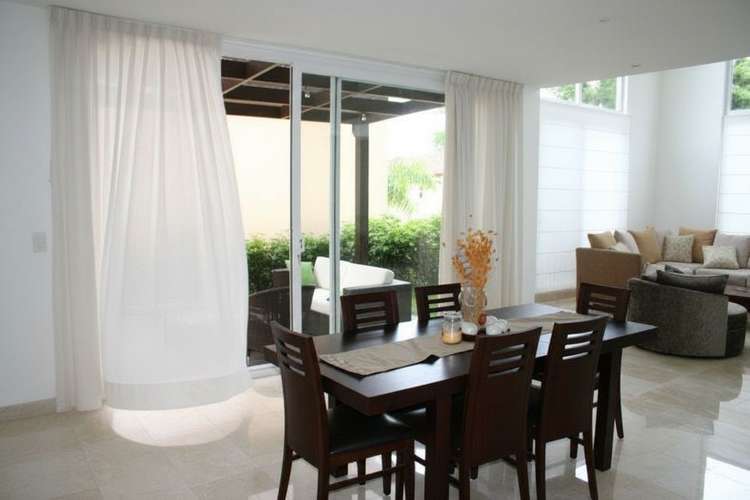 Joboncillos Montearroyo, amplia-lujosa, L. Blanca, 4 hab, 4.5 baños, 4 párqueos, terraza-patio, amenidades. - Imagen 7