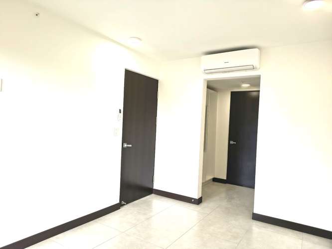 Barreal de Heredia, apartamento en primer piso con jardín y aire acondicionado - Imagen 11