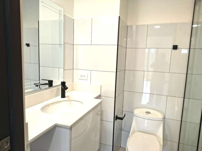 Barreal de Heredia, apartamento en primer piso con jardín y aire acondicionado - Imagen 14