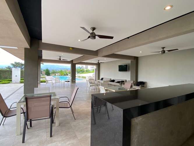 Bosques del Café, full amueblado, hermoso-lujoso-amplio, 3 hab, 2.5 baños, A/C, 2 balcones. - Imagen 18