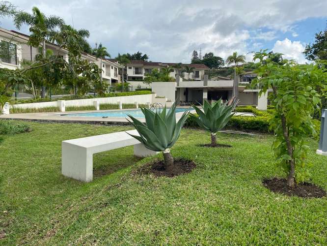 Bosques del Café, full amueblado, hermoso-lujoso-amplio, 3 hab, 2.5 baños, A/C, 2 balcones. - Imagen 19
