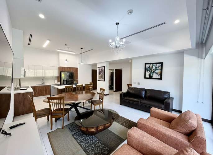 Bosques del Café, full amueblado, hermoso-lujoso-amplio, 3 hab, 2.5 baños, A/C, 2 balcones. - Imagen 6