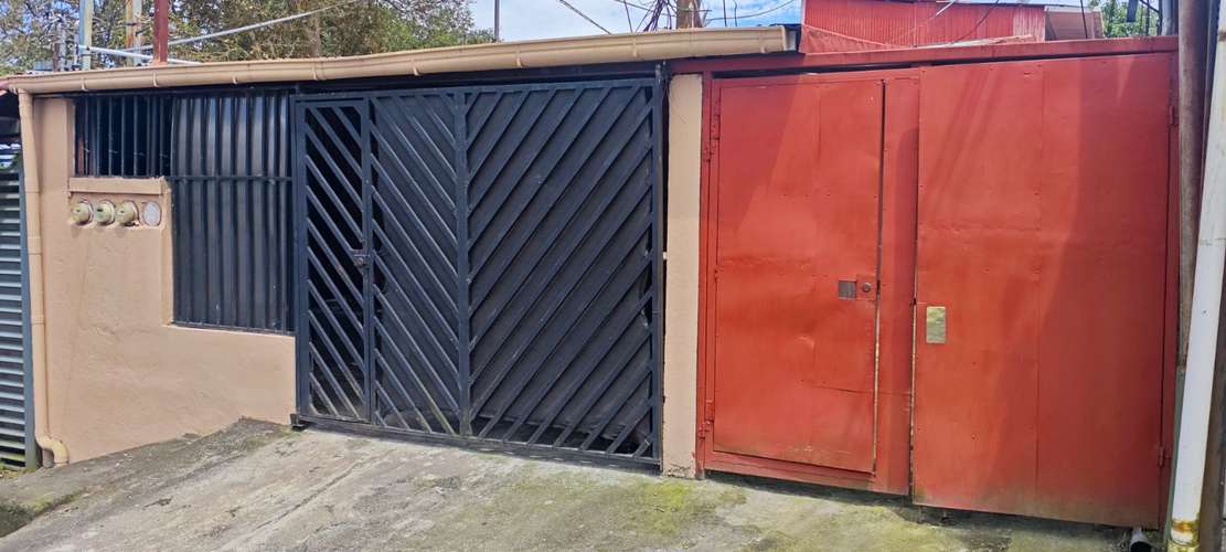 Se Venden 3 Casas 2 Apartamentos/RA - Imagen 2