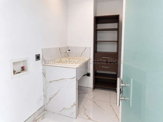 Apartamento en Condominio Allergo, Ulloa Heredia    27-712 - Imagen 5