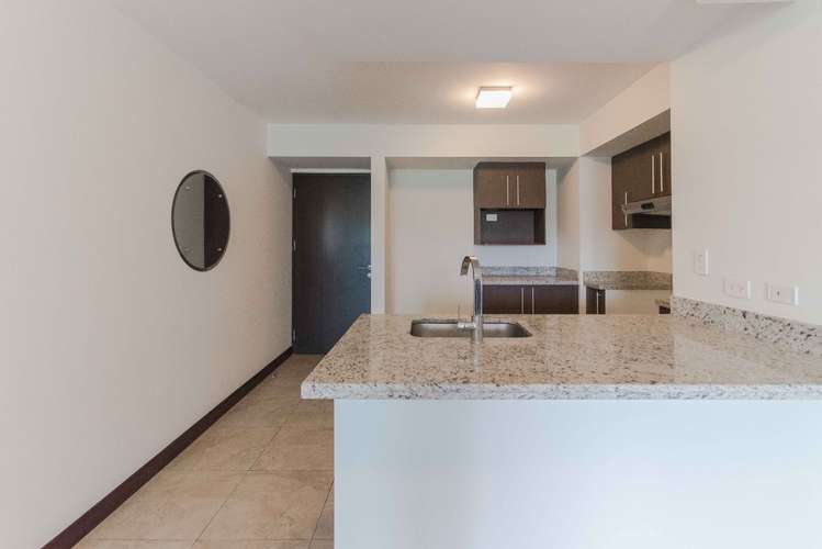 Apartamento de alquiler en La Uruca - Condominio Vistas del Robledal - Imagen 4