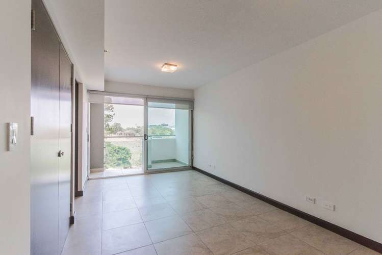 Apartamento de alquiler en La Uruca - Condominio Vistas del Robledal - Imagen 5
