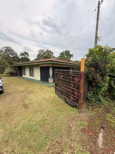 Casa De 4 Habitaciones Con Terreno De 6.000 M² En Cerro Cortés