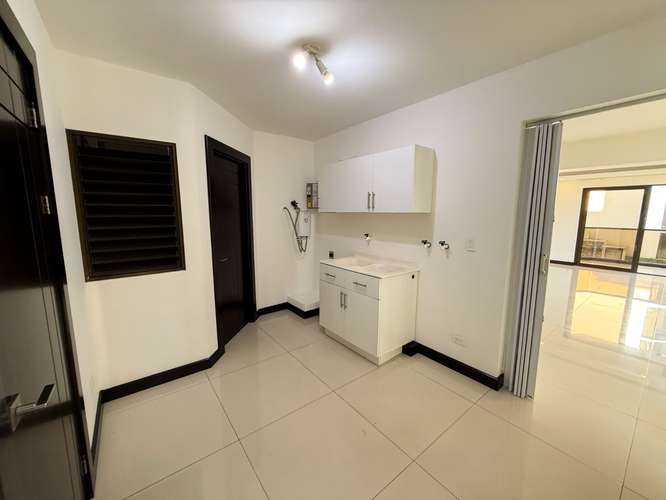 Apartamento en Bello Horizonte | 220 m² | Vista a la Montaña - Imagen 14