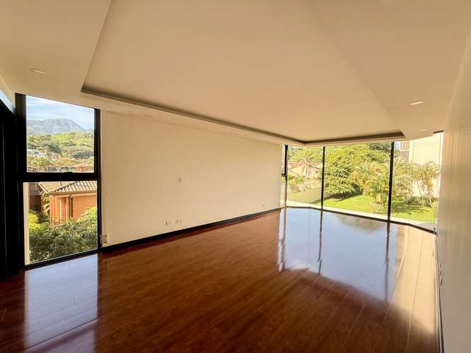 Apartamento en Bello Horizonte | 220 m² | Vista a la Montaña - Imagen 6
