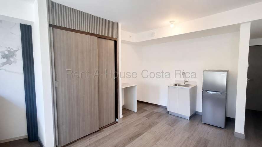 Venta de Estudio en Escalante Frente al Parque Francia #26-1145 GS - Imagen 4