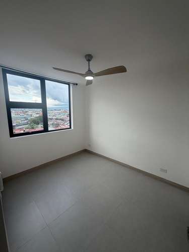 Se Alquila Apartamento, San Sebastián  - Imagen 18