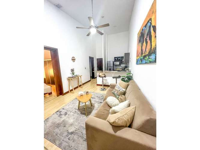 Alquiler de apartamento amoblado en Avalon Santa Ana