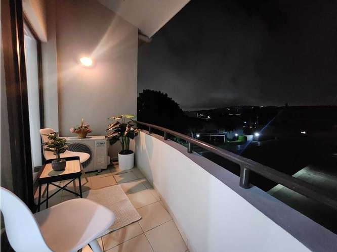 Alquiler de apartamento amoblado en Avalon Santa Ana - Imagen 16