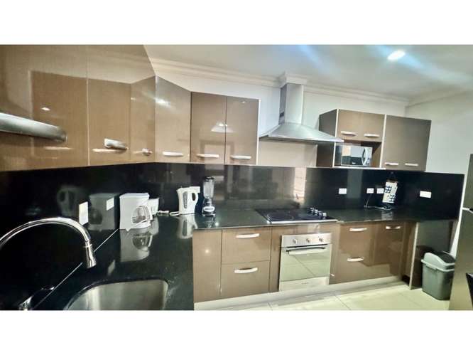Alquiler Apartamento Full Amoblado | Torres del Lago | Frente a Sabana - Imagen 2