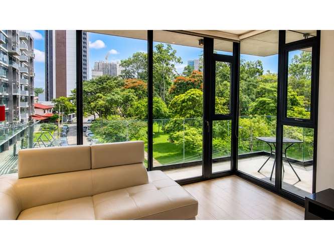 Alquiler apartamento amoblado - Imagen 2