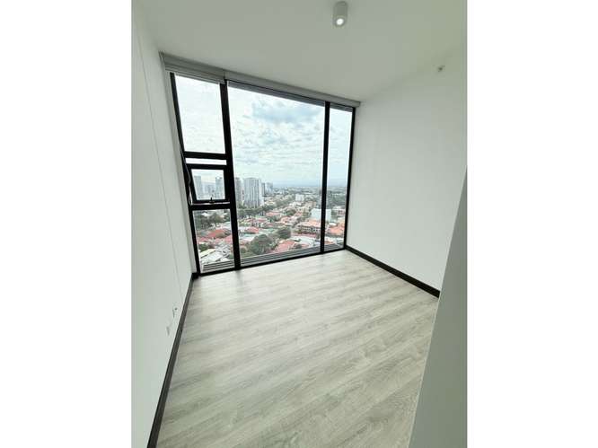 Renta de apartamento con vista Torre Rohrmoser - Imagen 13