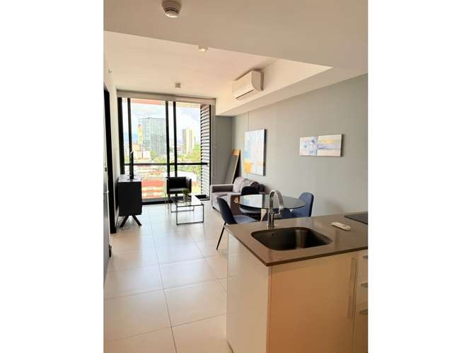 Renta de apartamento con vista Torre Rohrmoser - Imagen 5
