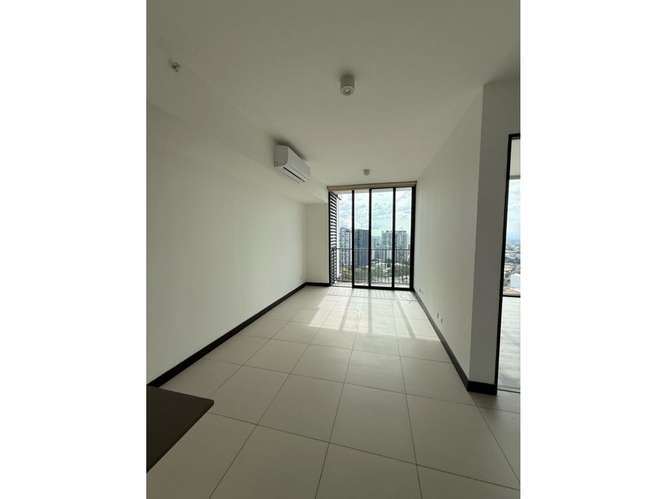 Renta de apartamento con vista Torre Rohrmoser - Imagen 12