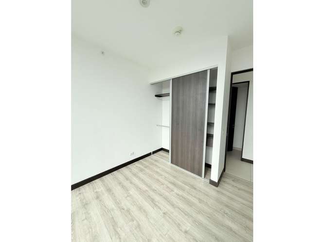 Renta de apartamento con vista Torre Rohrmoser - Imagen 15