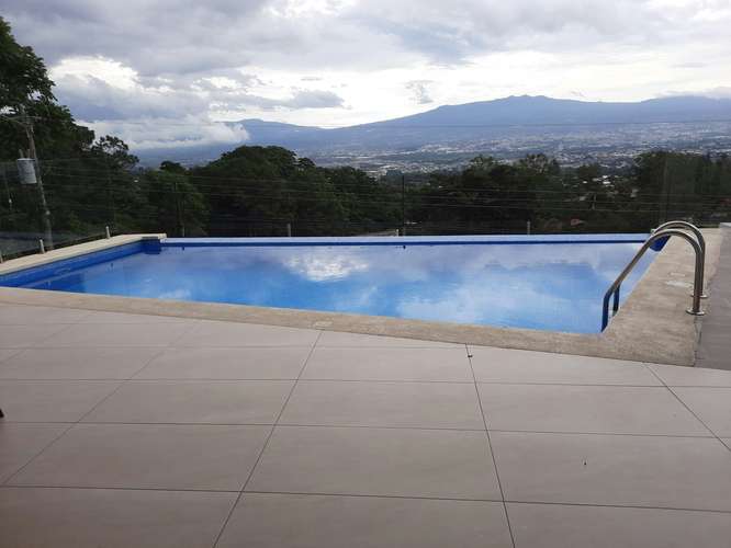 Casa Amoblada Con Una Vista Increible y Excellente Zona en Escazu! · San Antonio - Imagen 4