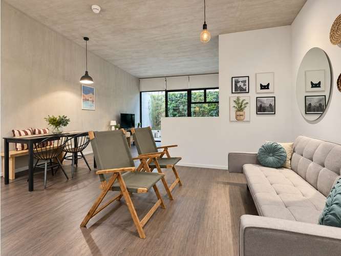 Alquiler de apartamento con jardín privado, céntrico - Imagen 8