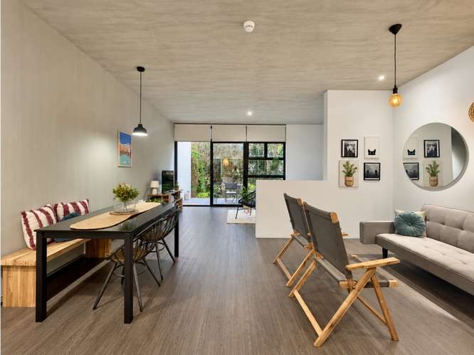 Alquiler de apartamento con jardín privado, céntrico