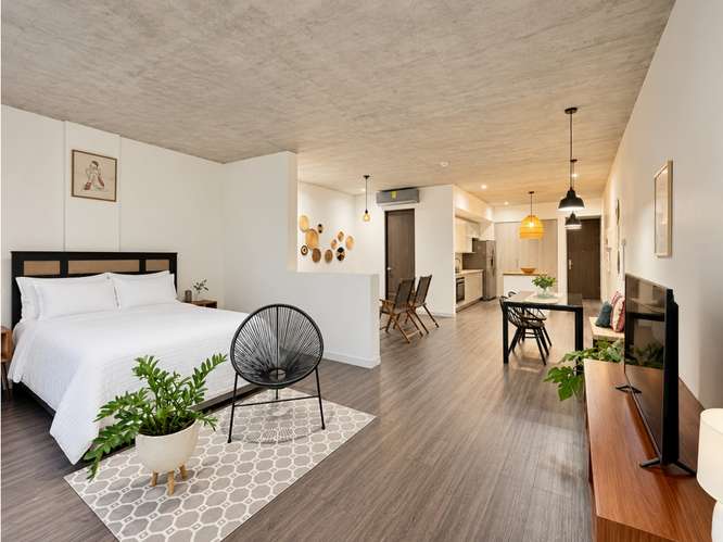 Alquiler de apartamento con jardín privado, céntrico - Imagen 9