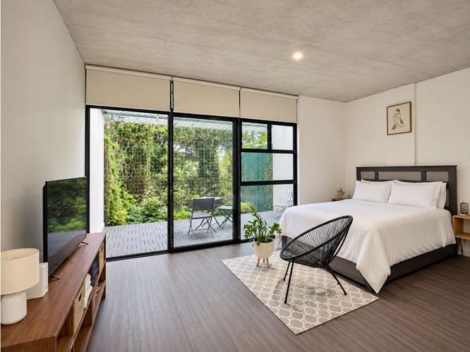 Alquiler de apartamento con jardín privado, céntrico - Imagen 7