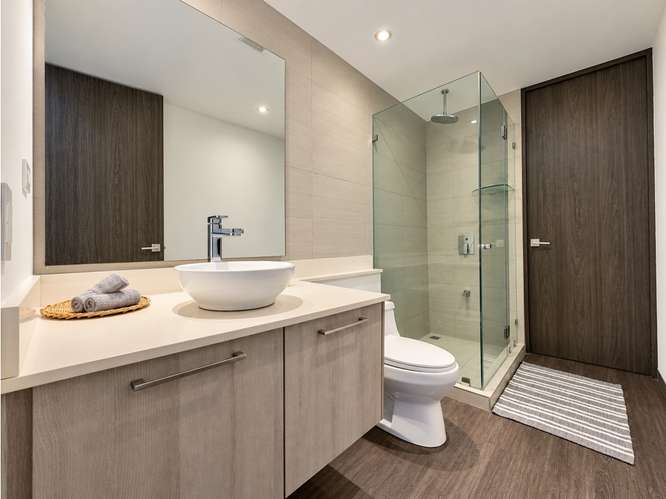 Alquiler de apartamento con jardín privado, céntrico - Imagen 13