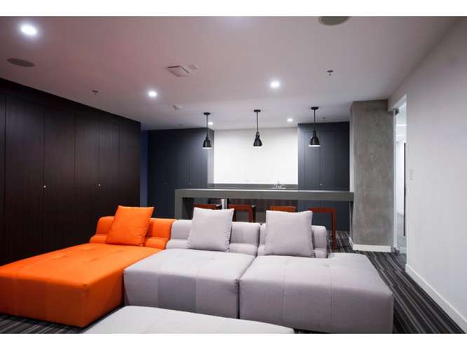 Apartamento en Escazu Village Amueblado con Bodega - Imagen 16