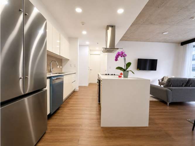 Apartamento en Escazu Village Amueblado con Bodega - Imagen 5