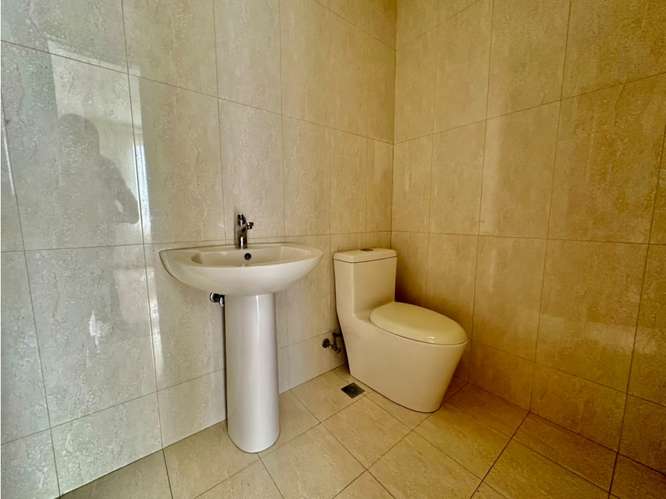 Amplio apartamento amueblado en Bello Horizonte - Imagen 9