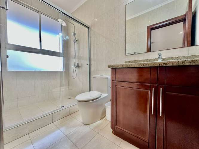 Amplio apartamento amueblado en Bello Horizonte - Imagen 17