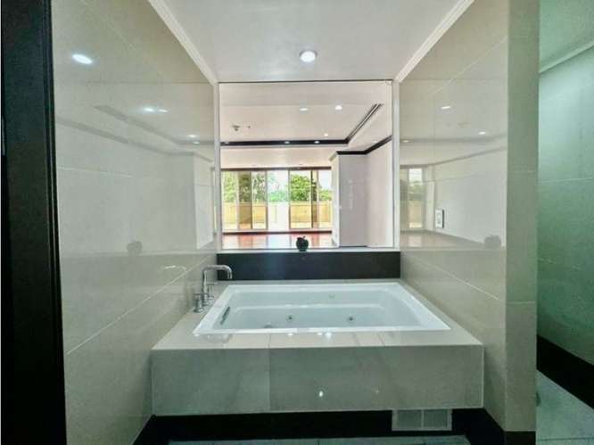 Elegante apartamento de 3 habitaciones, La Sabana (sin muebles) - Imagen 9