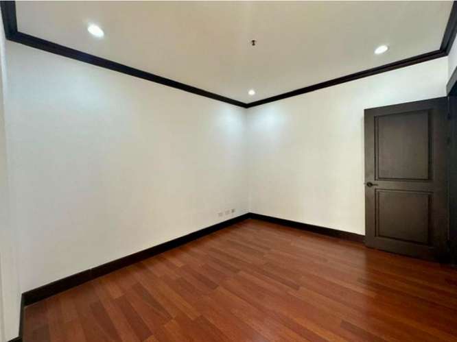 Elegante apartamento de 3 habitaciones, La Sabana (sin muebles) - Imagen 4