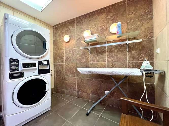 Apartamento a pasos de La Sabana amueblado - Imagen 13