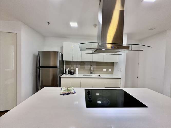 Alquiler de Bello apartamento en Escazu Village Amueblado - Imagen 3