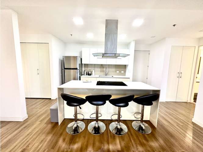 Alquiler de Bello apartamento en Escazu Village Amueblado - Imagen 2