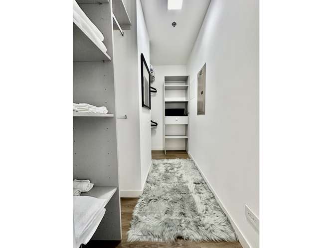 Alquiler de Bello apartamento en Escazu Village Amueblado - Imagen 9