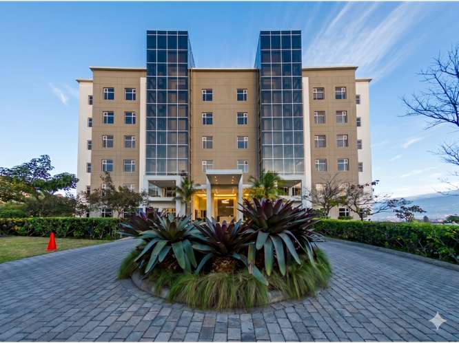 Exclusivo condominio en Escazú con espectacular vista - Imagen 3