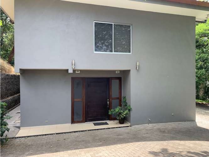 Moderna y Amplia casa Amueblada en Alquiler - Imagen 16